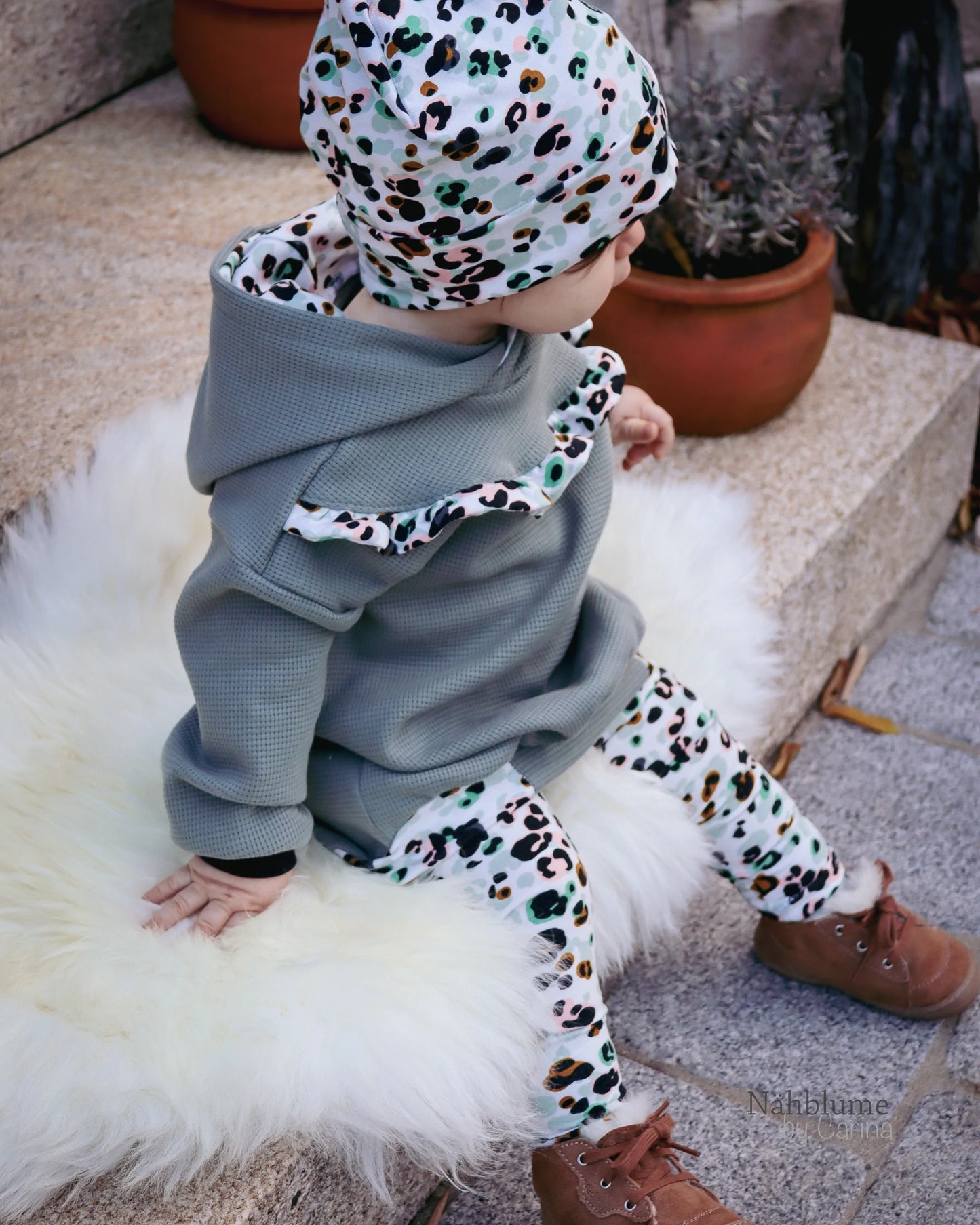 Little mitch design E-Book/Schnittmuster "Girly Hoodie Meya Mini''