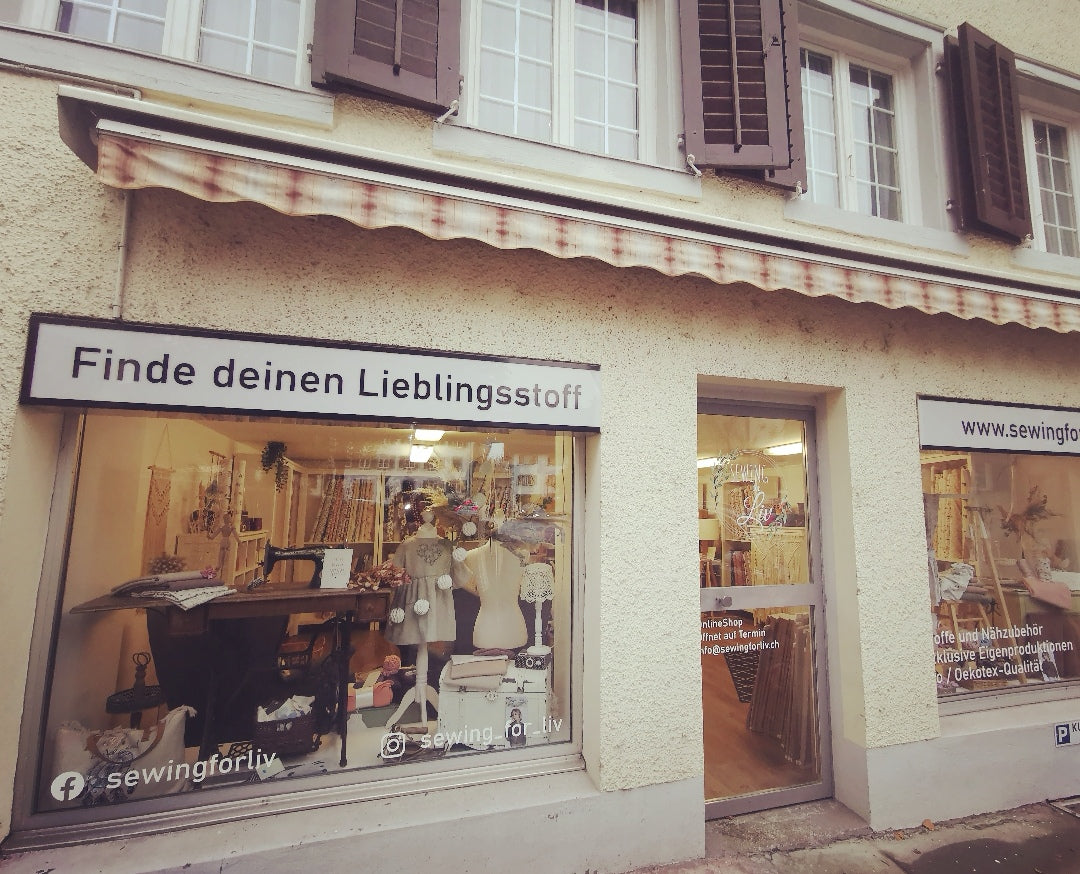 Besuche uns...