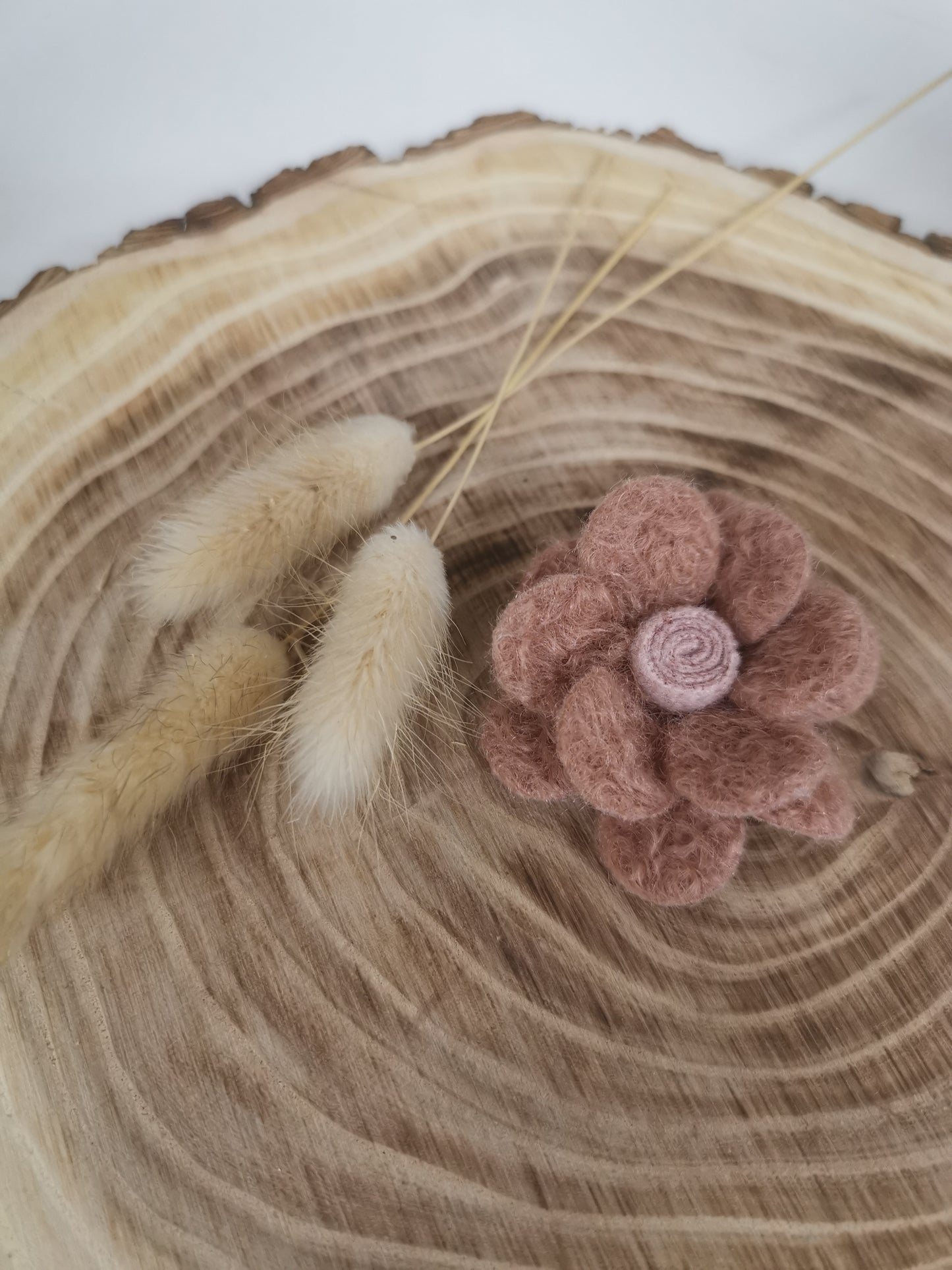 Fleur en laine rouille/rose