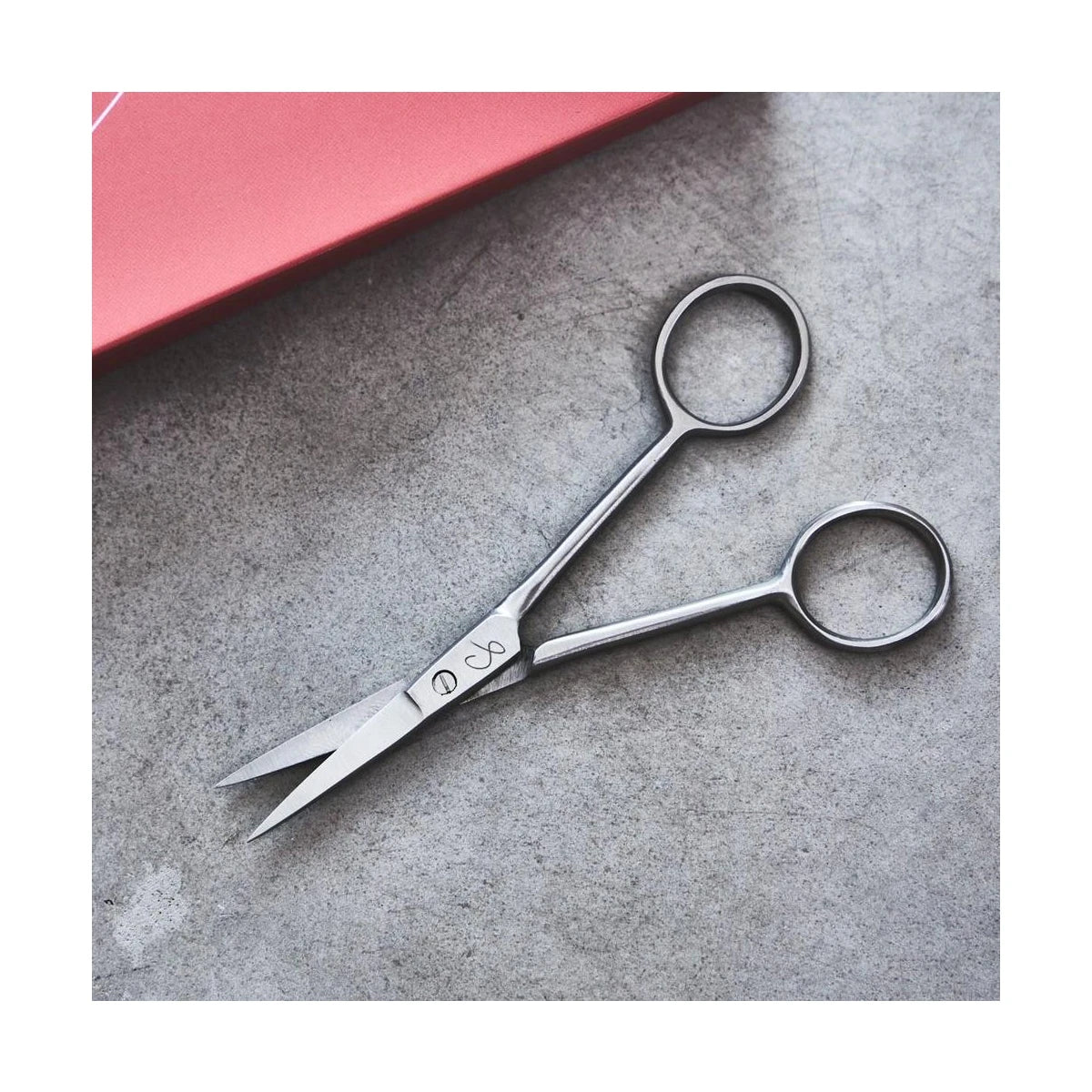 TALL THREAD SCISSORS STEEL (BOX EDITION)